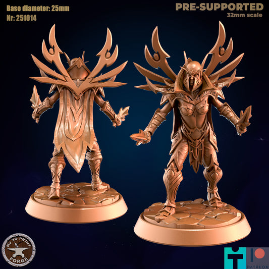 Female Elf Rogue with Crested Armor - 32mm Scale - Unpainted Miniature