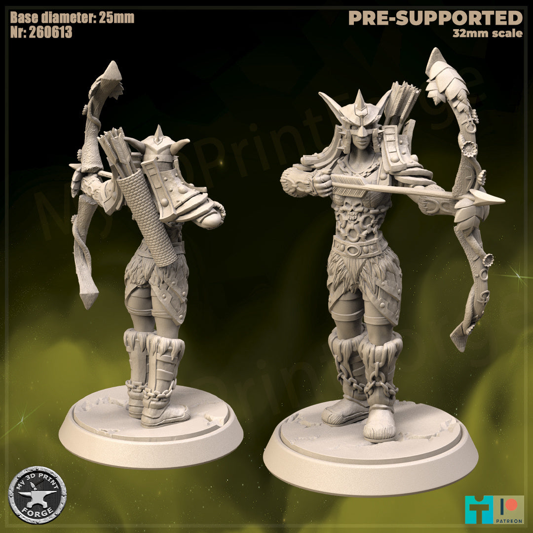 Female Elf Hunter, Classic Armor - 32mm Scale - Unpainted Miniature