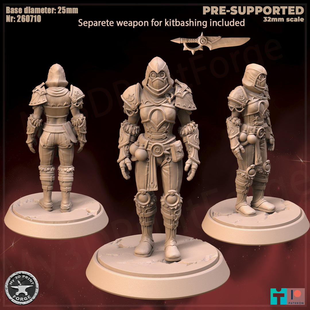 Female Rogue, Human Tribe - 2 Poses - 32mm Scale - Unpainted Miniature