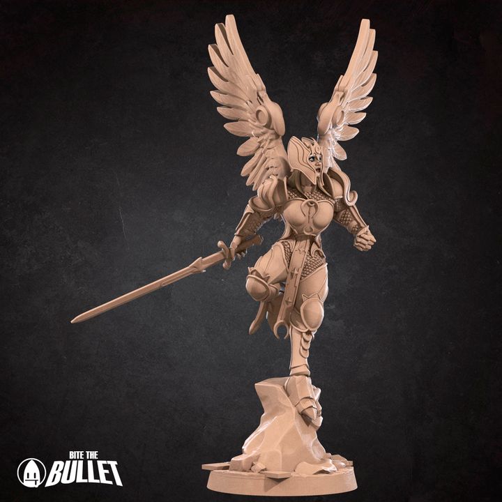 Female Aasimar Paladin - 32mm, 35mm Scale - Unpainted Miniature