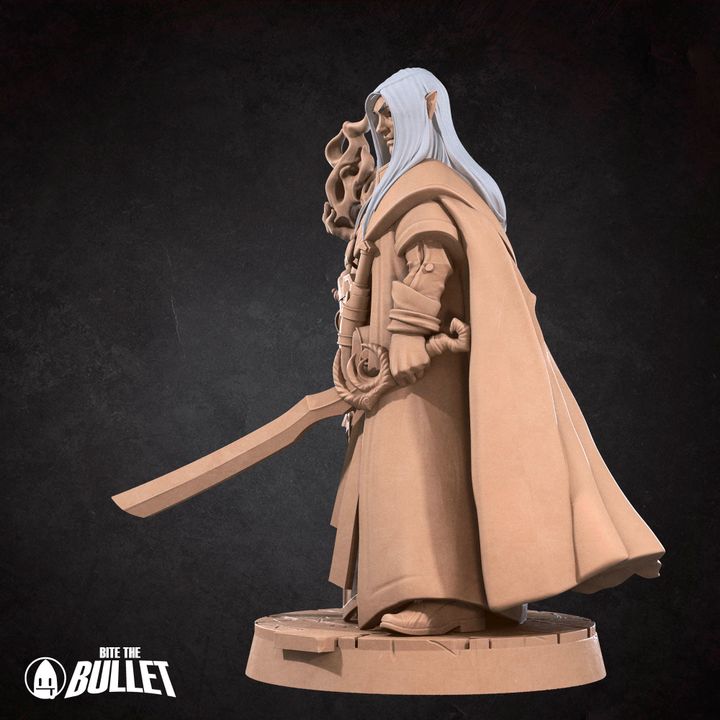 Half-Elf Magus | 32mm, 35mm Scale | Unpainted Miniature