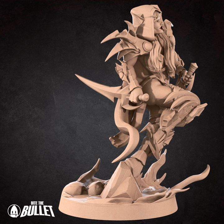 Female Elf Rogue, Red Assassin | 32mm, 35mm Scale | Unpainted Miniature