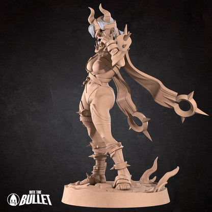 Xana, Mistress of Hate - Pinup - Unpainted Miniature