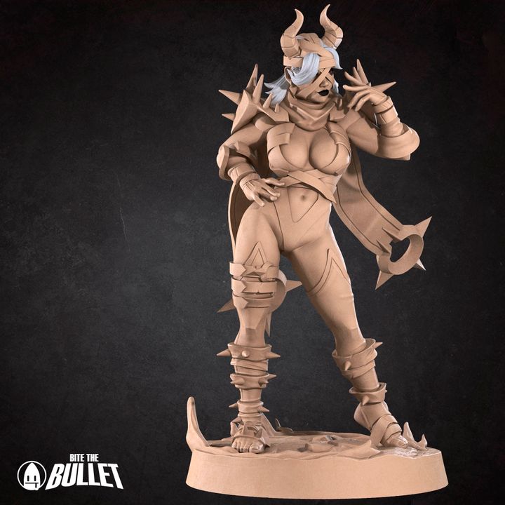 Xana, Mistress of Hate - Pinup - Unpainted Miniature