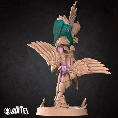 Night Elf Warrior Priestess, Pinup - Unpainted Miniature