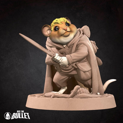 Mousefolk Explorer - Unpainted Miniature