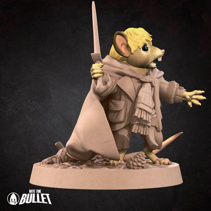 Mousefolk Explorer - Unpainted Miniature