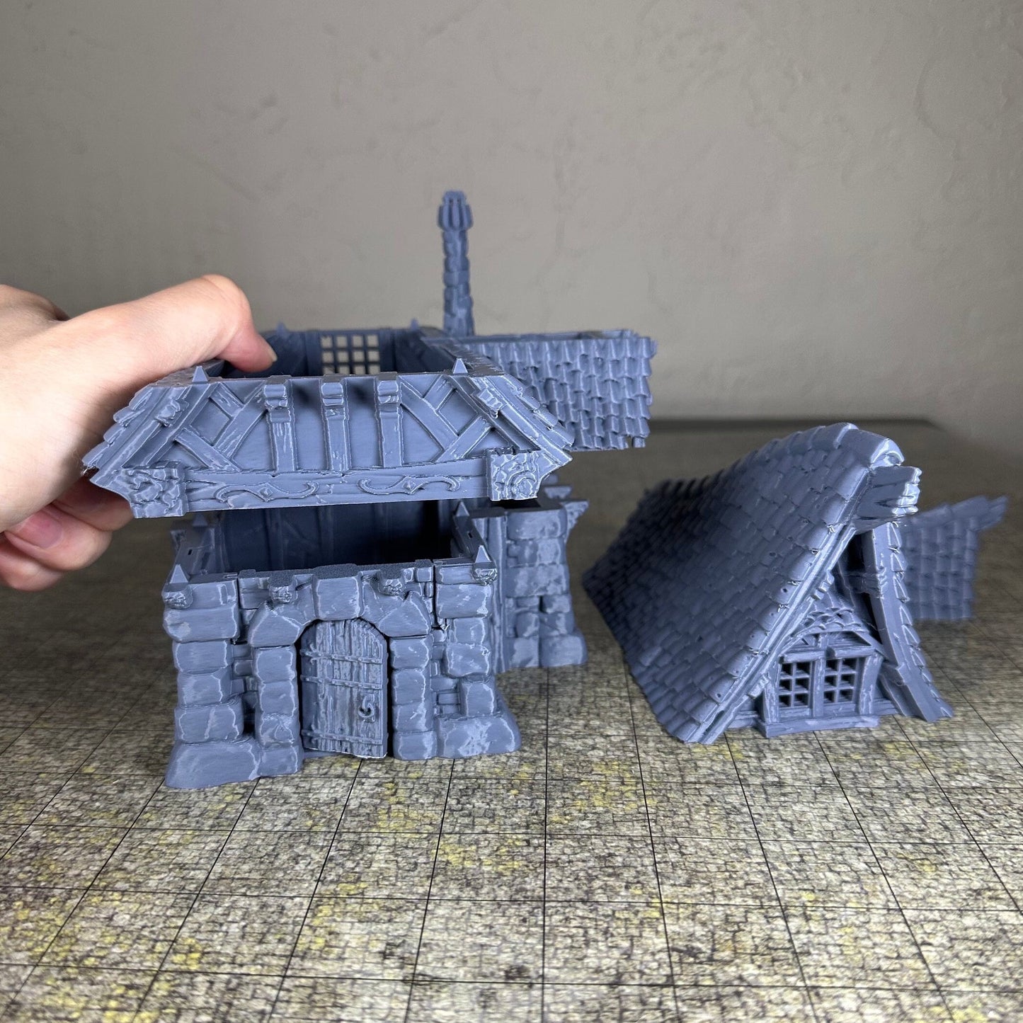 Small House - Tabletop Terrain - Unpainted Miniature