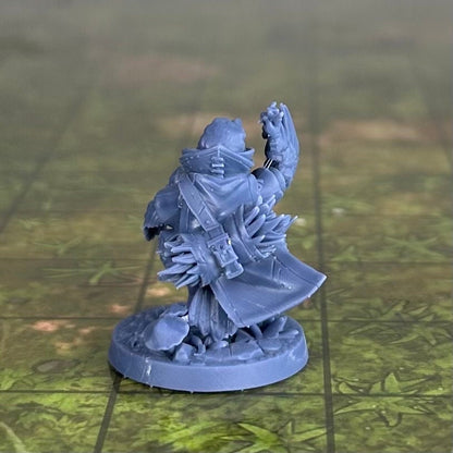 Berry, the Kenku Forager - Unpainted Miniature