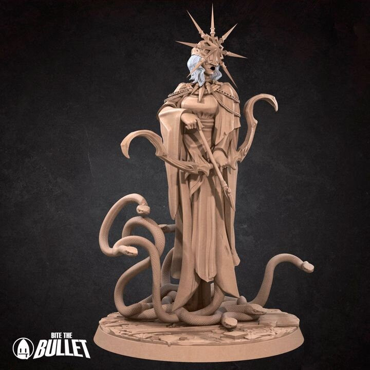 Gwen, the Dark Sun - Pinup - Unpainted Miniature