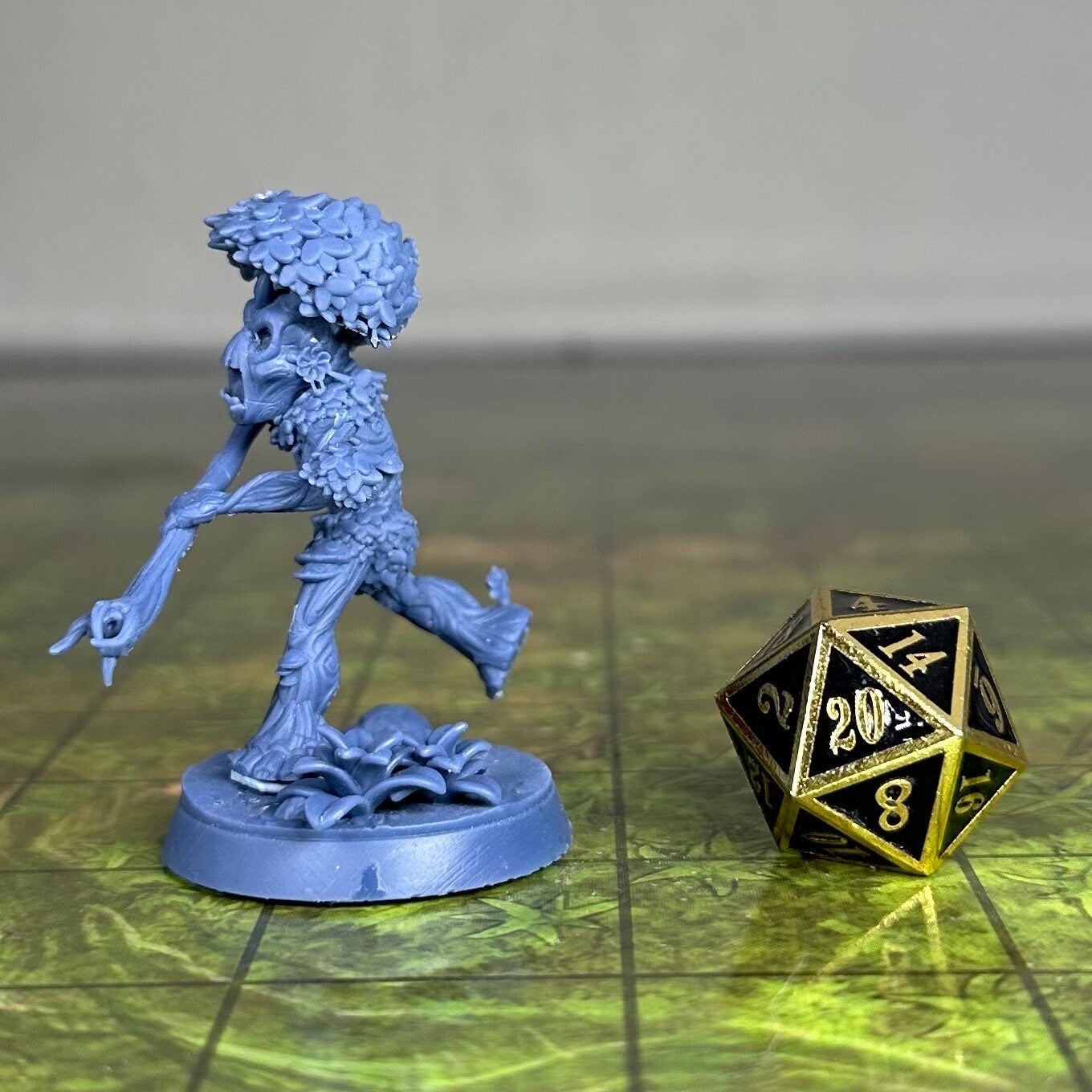 Treant Sapling - Unpainted Miniature