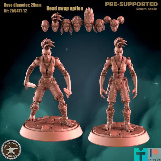 Female Undead Rogue, Standing, Attacking - 32mm Scale - Unpainted Miniature for DnD, Pathfinder, Tabletop RPGs - My3dPrintForge