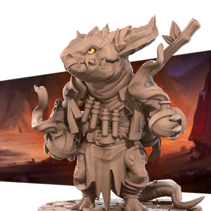Kobold Alchemist with Flasks - 32mm, 35mm Scale - Unpainted Miniature for DnD, Pathfinder, Tabletop RPGs - Bite the Bullet