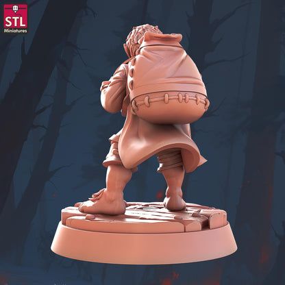 Hostel Guest, Pose C, Halfling Hostel Set - Townsfolk - 32mm Scale - Unpainted Miniature for DnD, Pathfinder, Tabletop RPGs - STL Miniatures