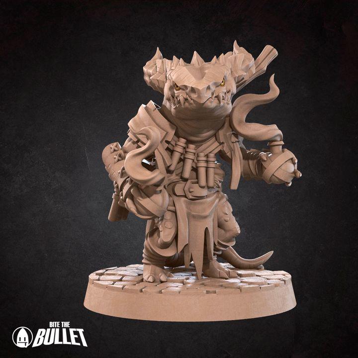 Kobold Alchemist with Flasks - 32mm, 35mm Scale - Unpainted Miniature for DnD, Pathfinder, Tabletop RPGs - Bite the Bullet
