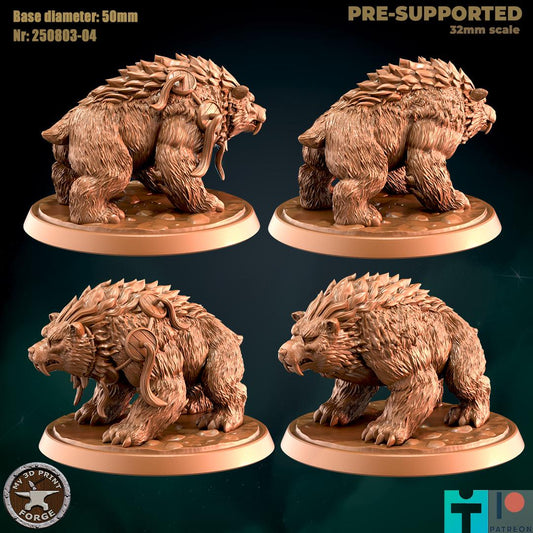 Fanged Bear - 4 Poses - 32mm Scale - Unpainted Miniature