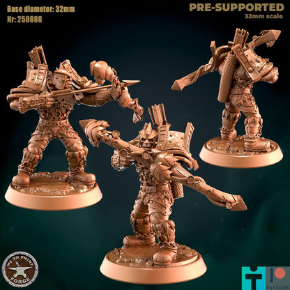 Orc Hunter with Leather Armor - Unpainted Miniature