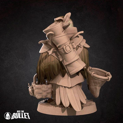 Owlfolk Gatherer - Forest Village Set - Unpainted Miniature