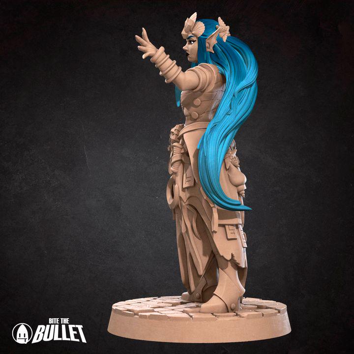 Triton Sorceress - 32mm, 35mm Scale - Unpainted Miniature
