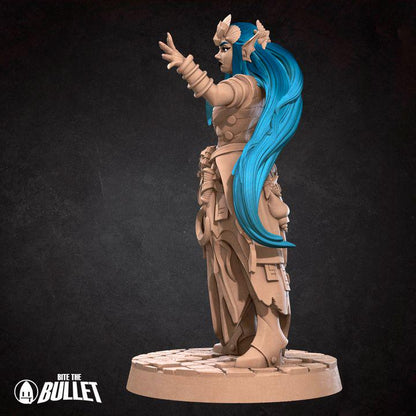 Triton Sorceress - 32mm, 35mm Scale - Unpainted Miniature