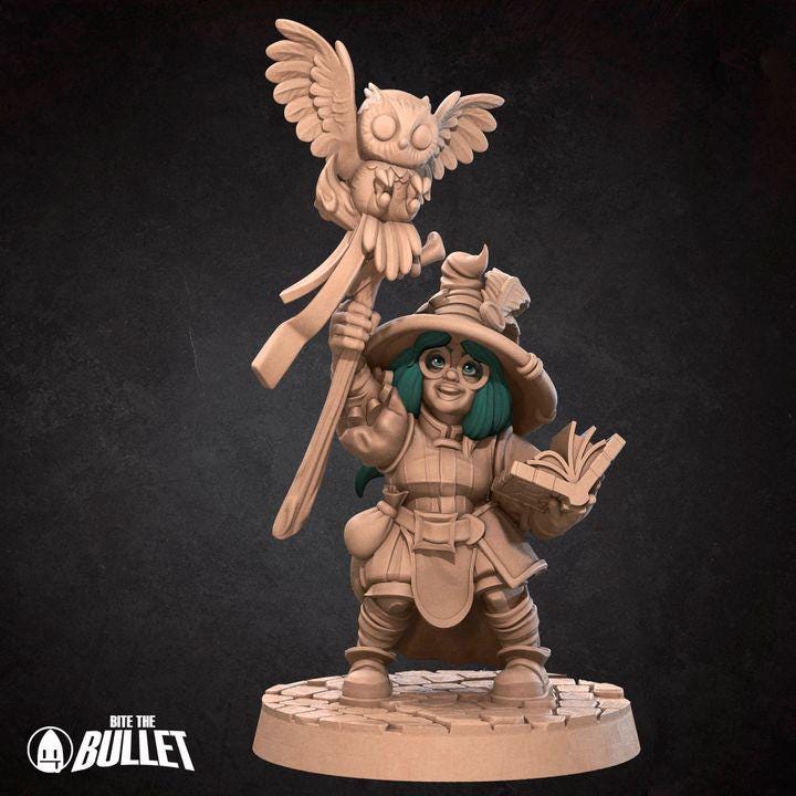 Female Gnome Wizard - 32mm, 35mm Scale - Unpainted Miniature