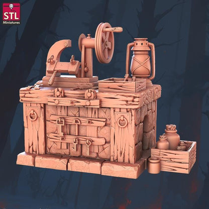 Keysmith Set - 32mm Scale - Unpainted Miniature