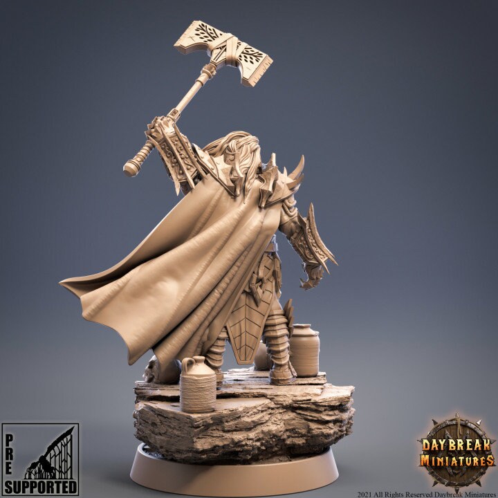 Heerenveldt von Strachenfeld - Vampire Miniature