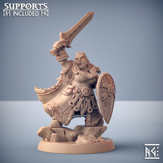 Gerta, Jarl of Huskald - Dwarven Mountaineers of Skutagaard - Artisan Guild - Unpainted Miniature