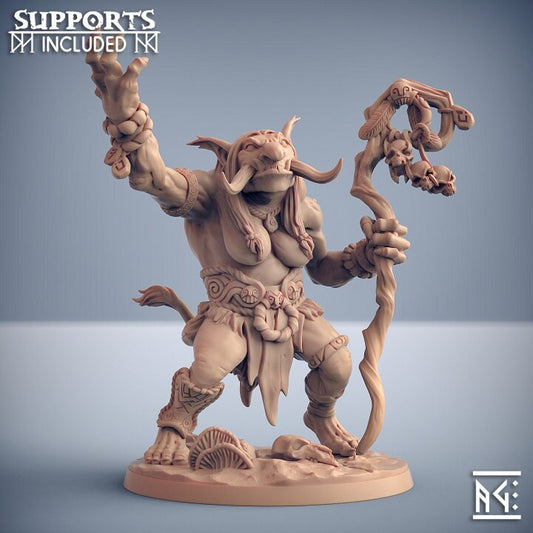 Troll Hag - Pose B - Svartwood Troll Set - Unpainted Miniature