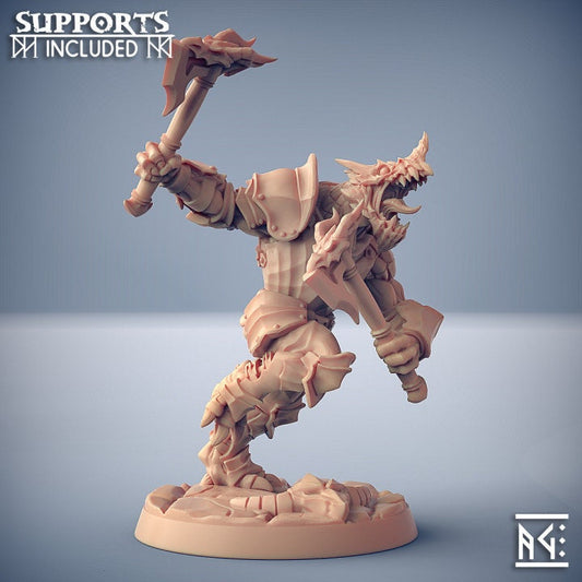 Dragonguard - Pose C - Unpainted Miniature