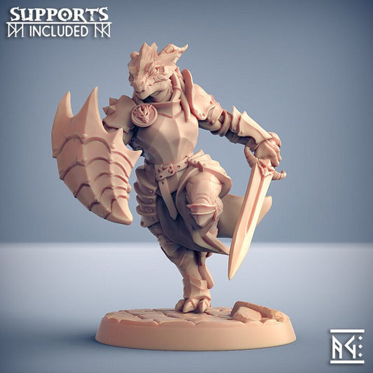 Dragonguard - Pose F - Unpainted Miniature