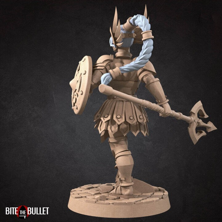 Hero Amazon - Pinup - Unpainted Miniature