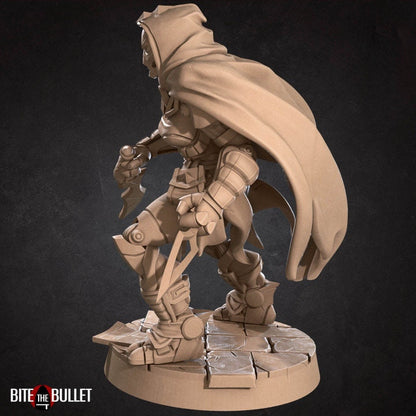 Warforged Rogue - 2 Poses - Unpainted Miniature