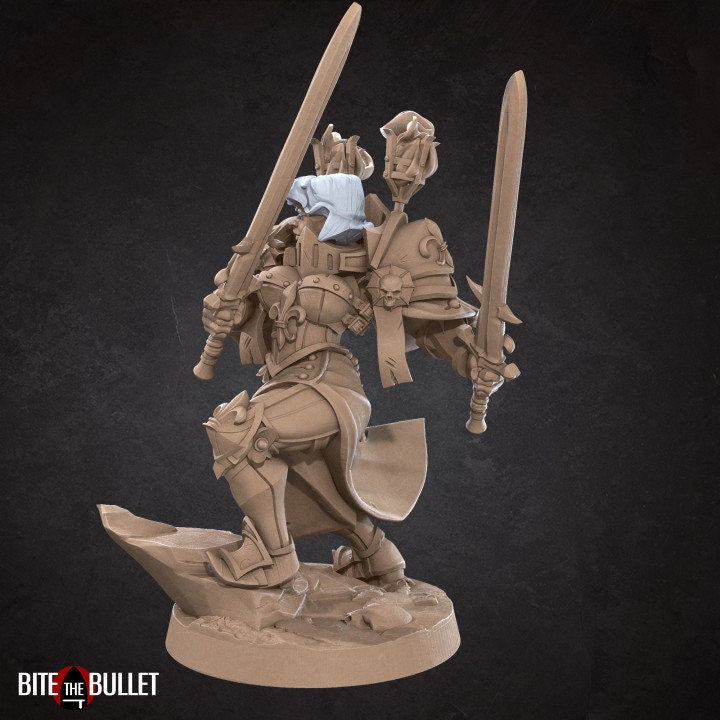 War Sister Commander - Unpainted Miniature