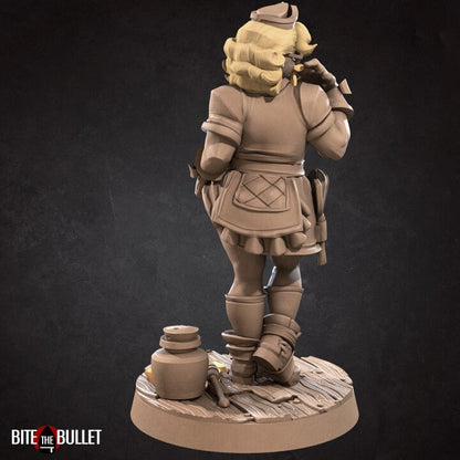 Rocio Honeypot - Baker Miniature - Pinup - Unpainted Miniature