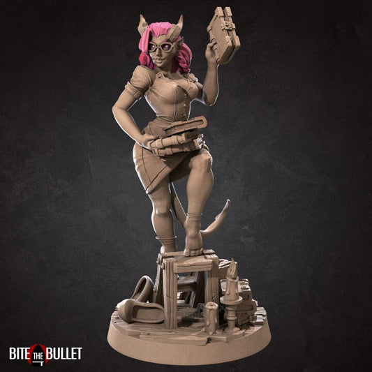 Liz, the Librarian - Pinup - Unpainted Miniature