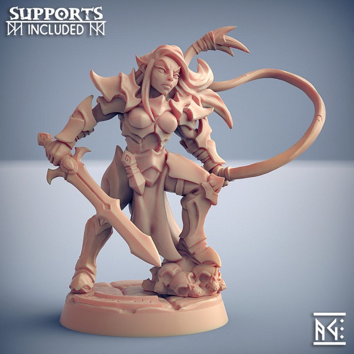 Ashen Alfar Inquisitor - Pose C - Unpainted Miniature