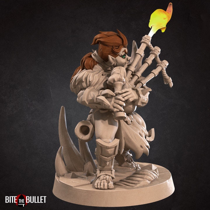 Halfling Bard - Unpainted Miniature