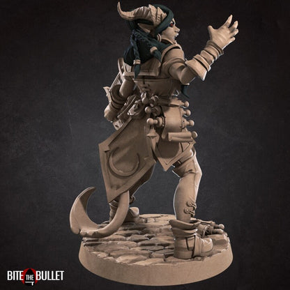 Tiefling Bard - Unpainted Miniature