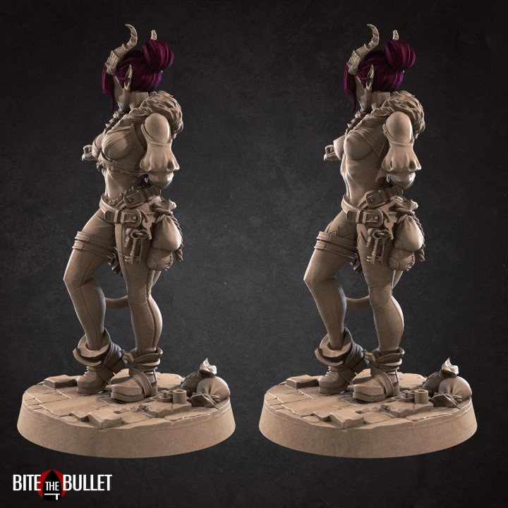 Fiona the Thief - Pinup - Unpainted Miniature